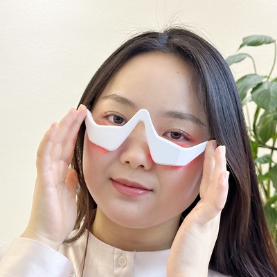 アンチエイジングUSBプラグ型 3D眼振動 LED赤光治療装置